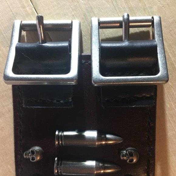 oxblood viking cuff/gauntlet - Picture 3 of 4